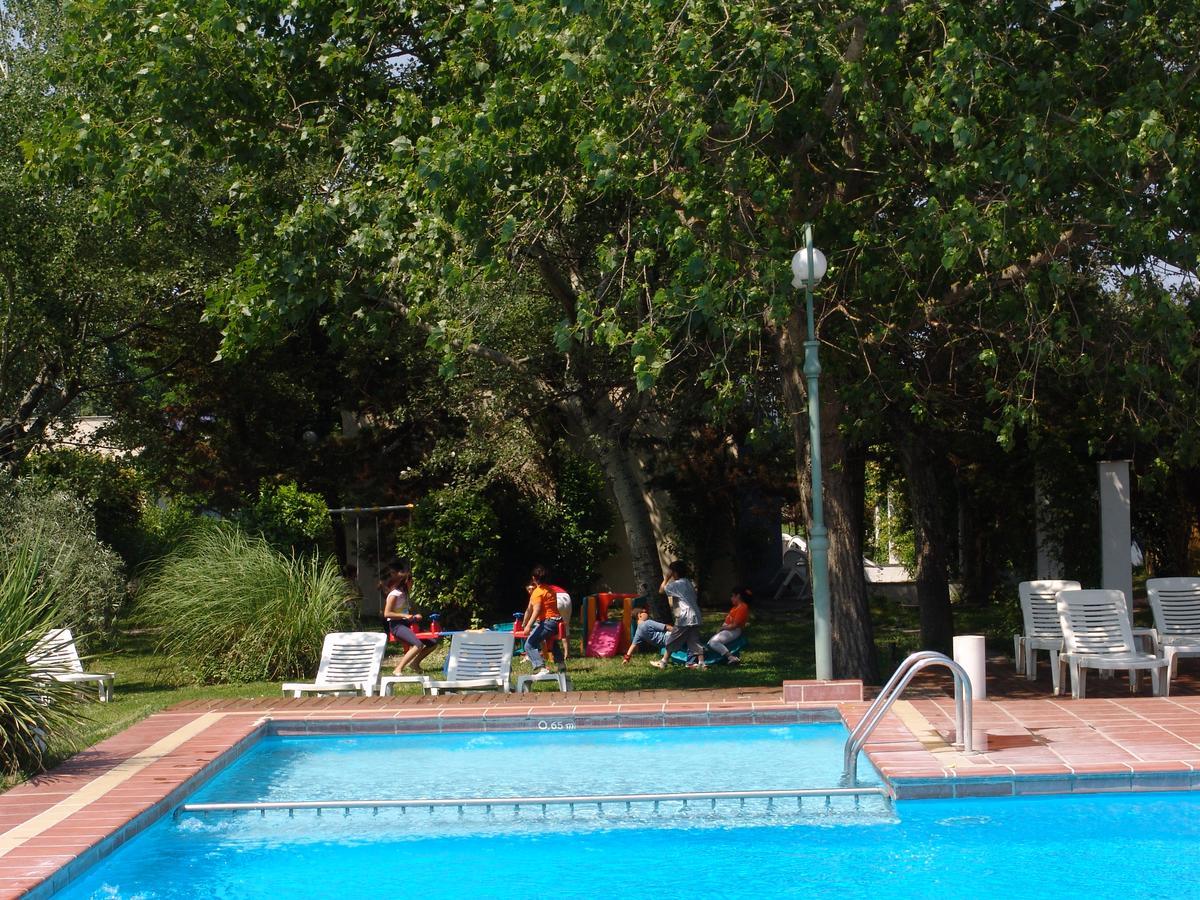 Edem Holiday Club Hotel Katerini Bagian luar foto